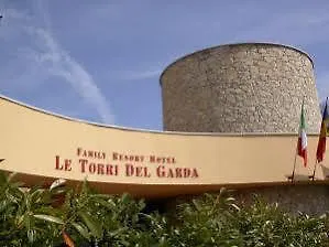 Le Torri Del Garda Familyspa 酒店 4*