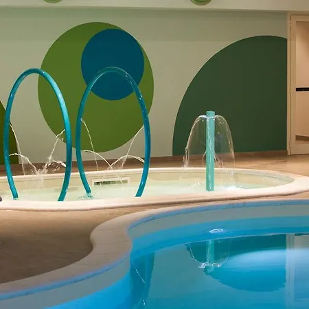 Le Torri Del Garda Familyspa Отель 4*