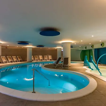 Le Torri Del Garda Familyspa 酒店