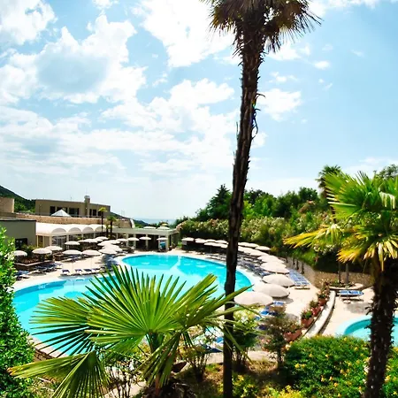 Le Torri Del Garda Familyspa 酒店 托里德尔贝纳科