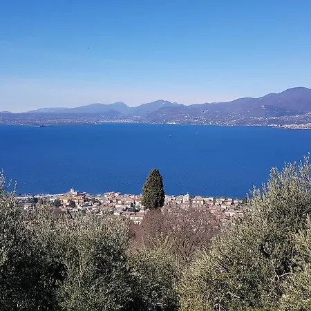 Le Torri Del Garda Familyspa Отель Торри-дель-Бенако