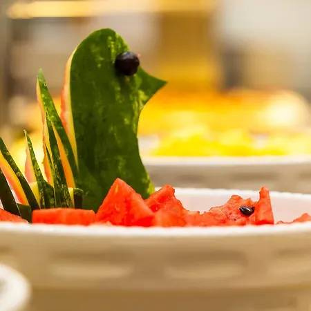 Отель Le Torri Del Garda Familyspa 4*