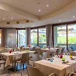 Le Torri Del Garda Familyspa ホテル