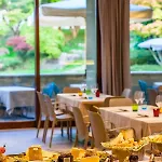 ホテル Le Torri Del Garda Familyspa トッリ・デル・ベーナコ