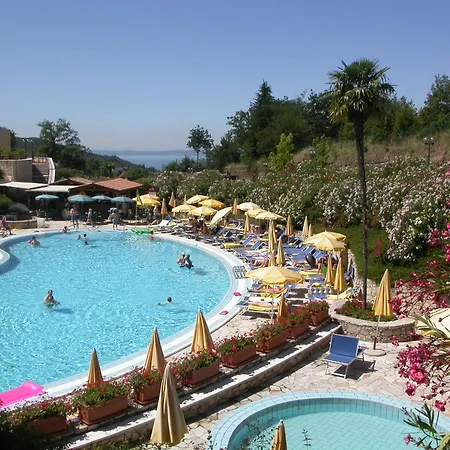 Hotel Le Torri Del Garda Familyspa 4*