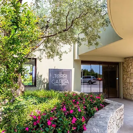 Hotel Le Torri Del Garda Familyspa 4*