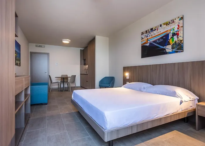 Le Torri Del Garda Familyspa Hotel 4*