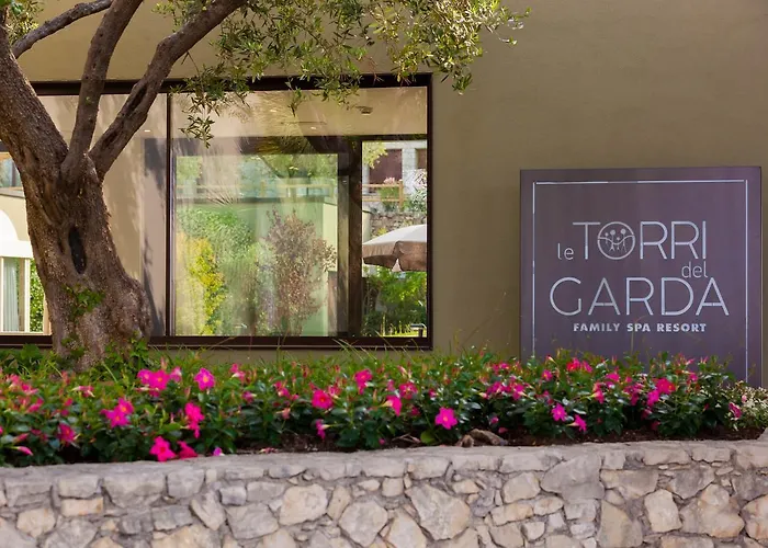 Le Torri Del Garda Familyspa Hotel Torri Del Benaco