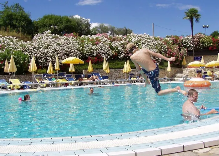 Le Torri Del Garda Familyspa 4* Torri Del Benaco